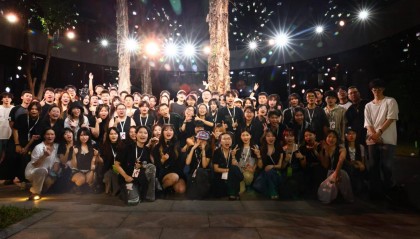 【视频】广美毕业展把舞台玩成了科幻片？原来艺术真的可以这样没边界！