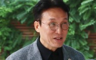 韩国准总理金民锡的清华硕士学历受质疑，本人回应：频繁搭乘凌晨航班苦熬3年毕业